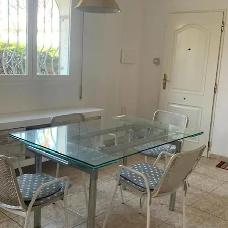 Casa Con Jardin Privado, Piscina Y Barbacoa En - Es-9-166 *